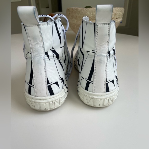 Valentino high top white and black sneaker Sz 43 - Picture 7 of 9